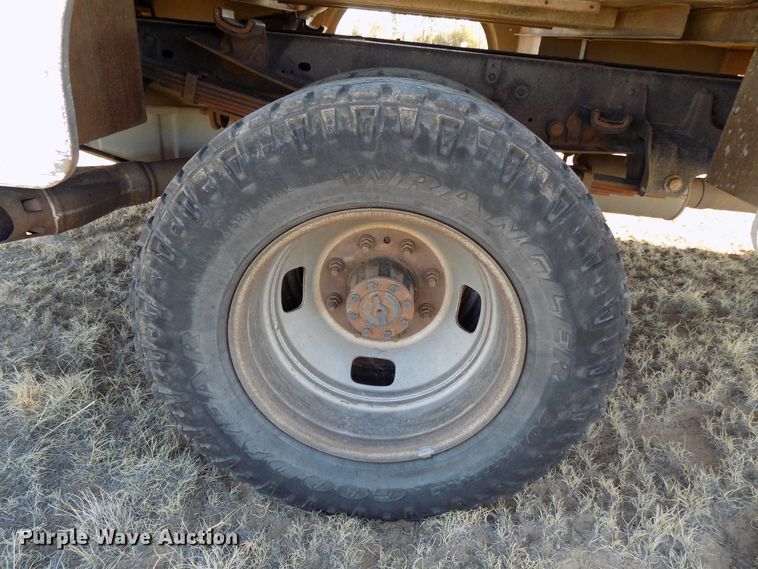 image for item DD6048 2009 Ford F350 Super Duty Crew Cab utility bed pickup truck