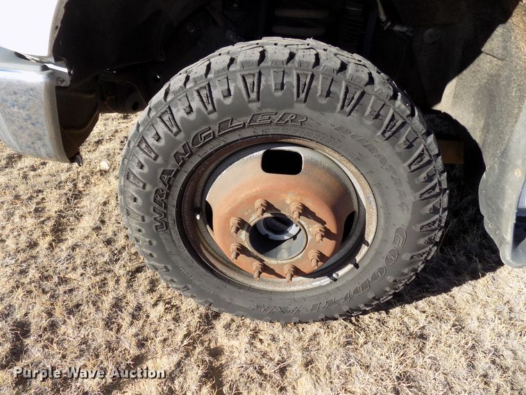 image for item DD6048 2009 Ford F350 Super Duty Crew Cab utility bed pickup truck