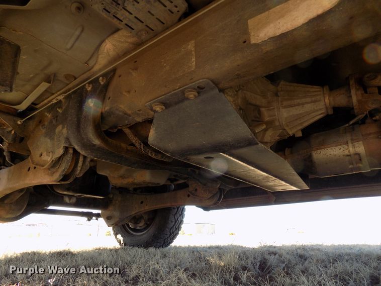 image for item DD6048 2009 Ford F350 Super Duty Crew Cab utility bed pickup truck