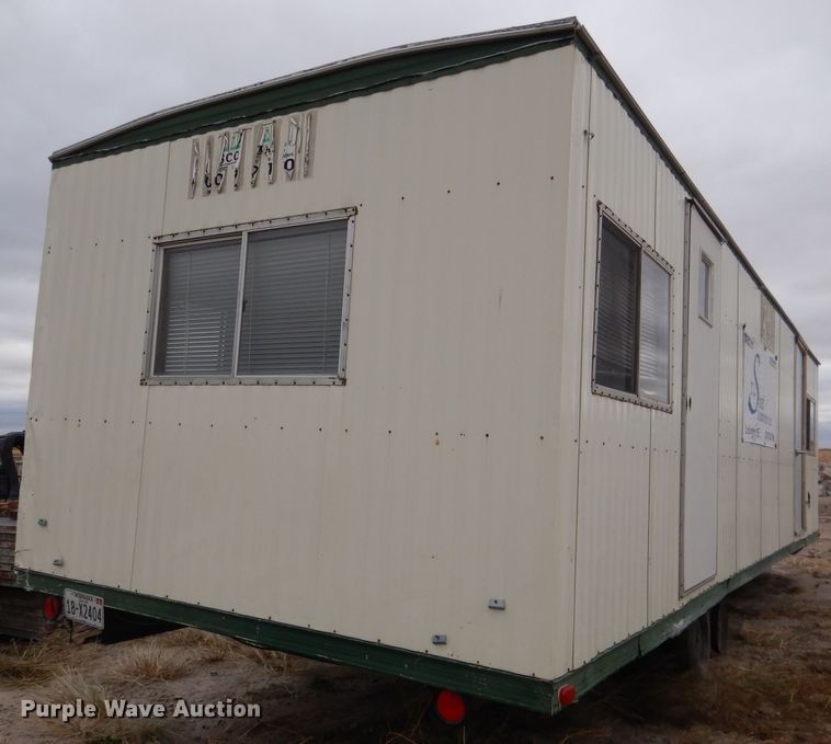 image for item DG5853 1999 William Scottsman office trailer