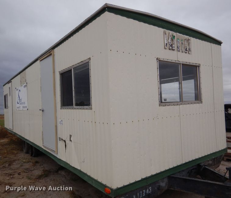 image for item DG5853 1999 William Scottsman office trailer