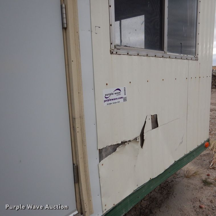 image for item DG5853 1999 William Scottsman office trailer