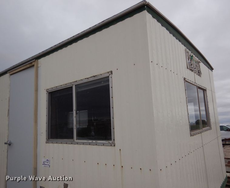 image for item DG5853 1999 William Scottsman office trailer