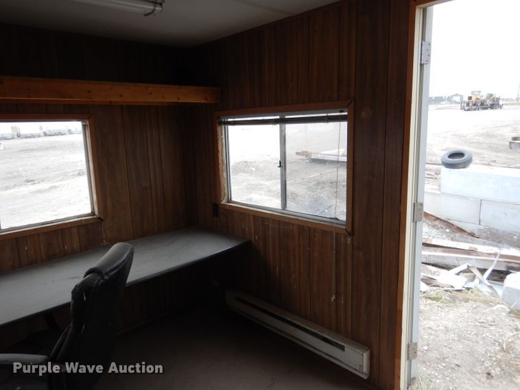 image for item DG5853 1999 William Scottsman office trailer