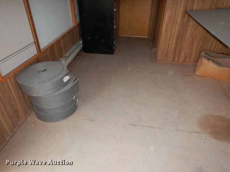 image for item DG5853 1999 William Scottsman office trailer