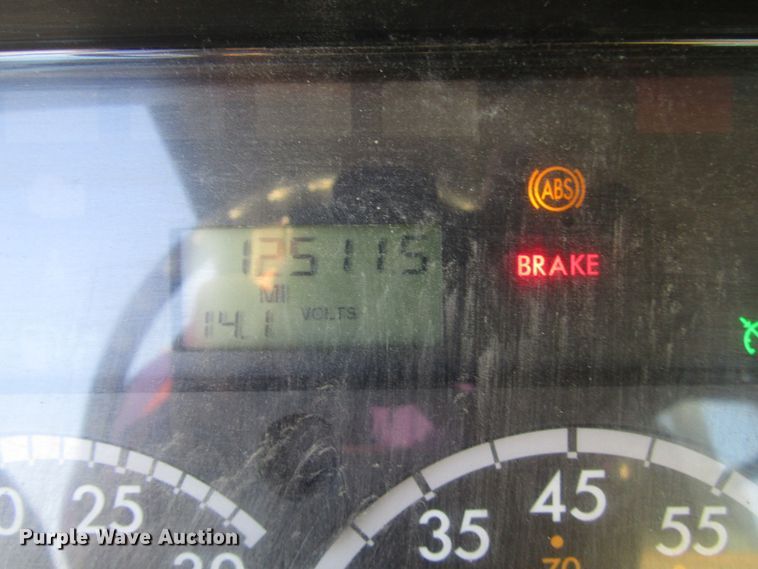 image for item DG6499 2012 Freightliner Business Class M2 crane truck