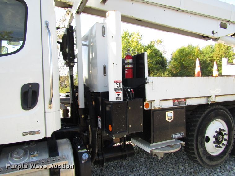 image for item DG6499 2012 Freightliner Business Class M2 crane truck