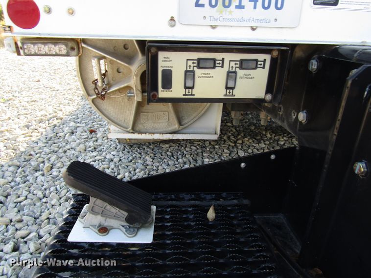 image for item DG6499 2012 Freightliner Business Class M2 crane truck