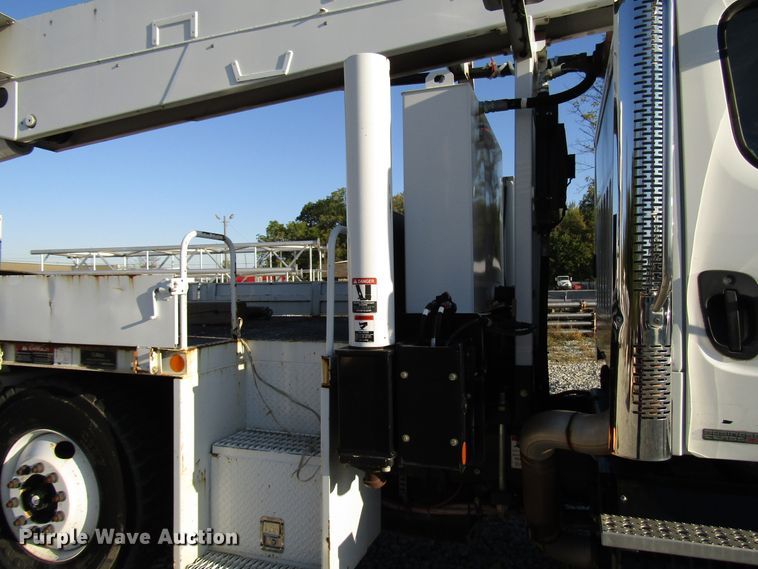 image for item DG6499 2012 Freightliner Business Class M2 crane truck
