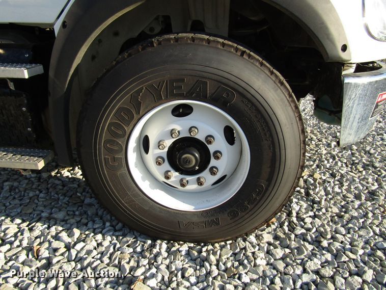 image for item DG6499 2012 Freightliner Business Class M2 crane truck