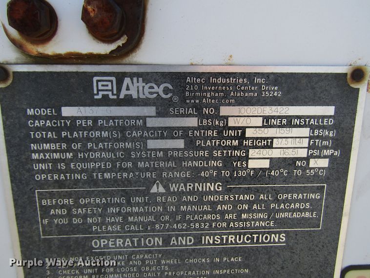 image for item DG6506 2003 International 4300 bucket truck