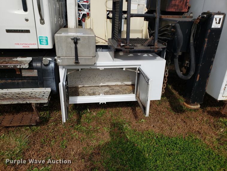 image for item DG8840 2002 Sterling Acterra M8500 crane truck