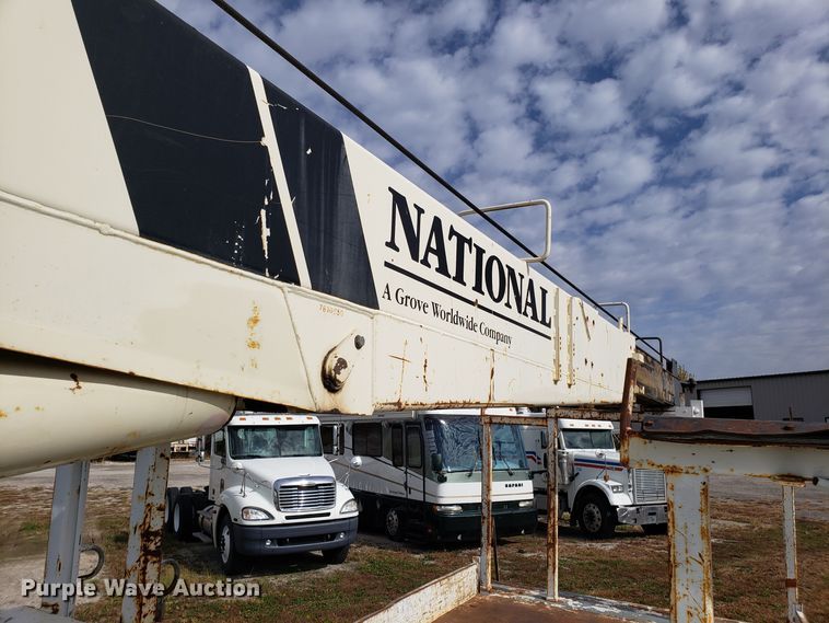 image for item DG8840 2002 Sterling Acterra M8500 crane truck