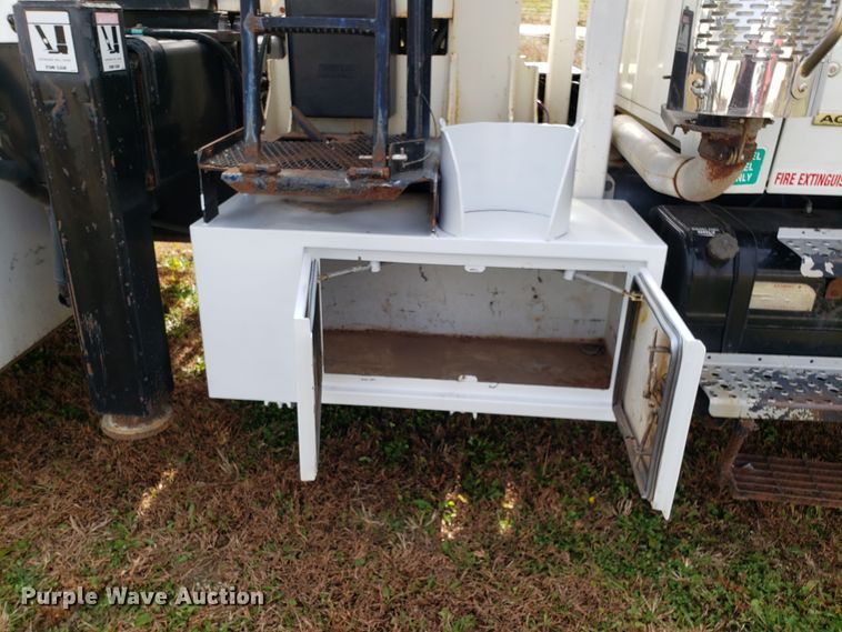 image for item DG8840 2002 Sterling Acterra M8500 crane truck