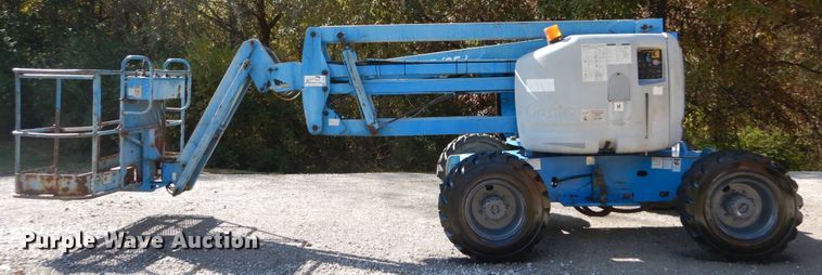 image for item DH2225 2000 Genie Z-45/25J boom lift