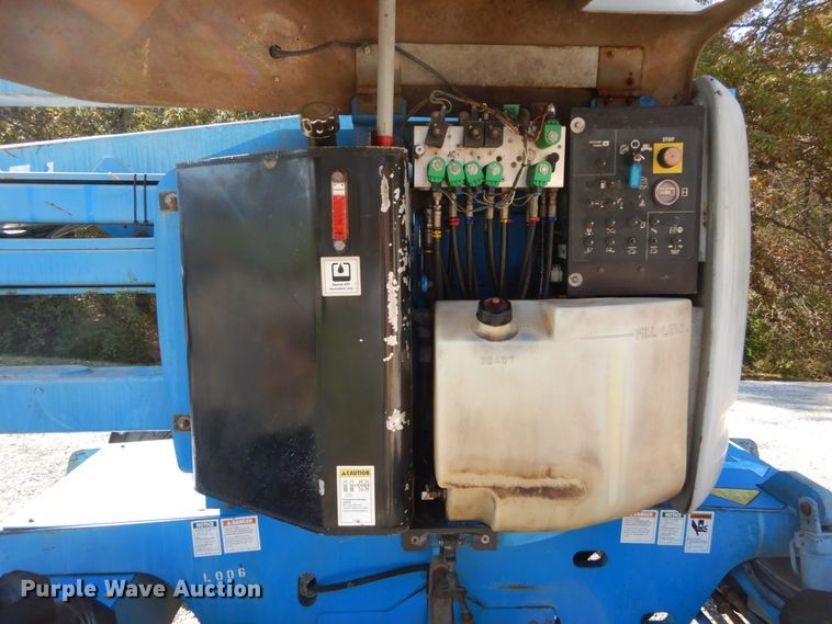 image for item DH2225 2000 Genie Z-45/25J boom lift