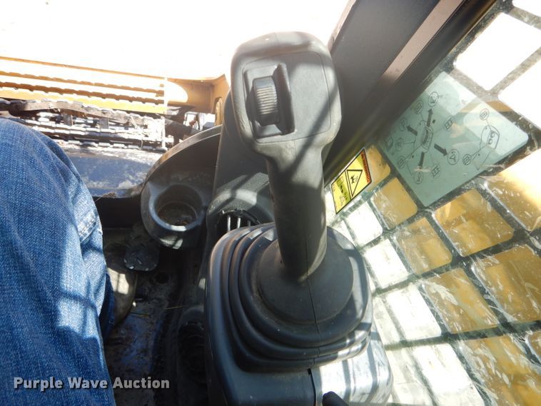 image for item DH6036 2018 Caterpillar 299D2 skid steer