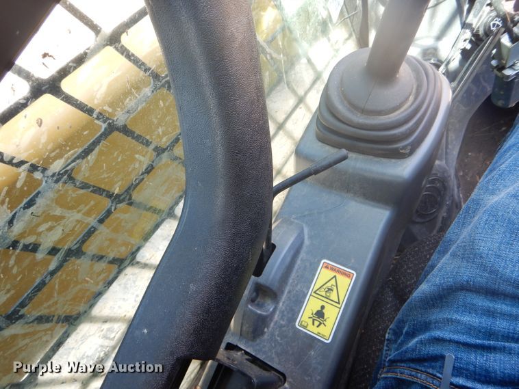 image for item DH6036 2018 Caterpillar 299D2 skid steer