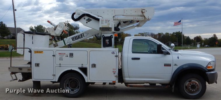 image for item DH6243 2011 Dodge Ram 5500 bucket truck