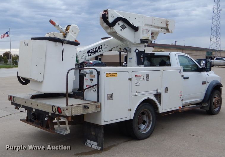 image for item DH6243 2011 Dodge Ram 5500 bucket truck