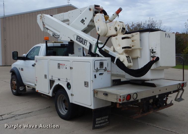 image for item DH6243 2011 Dodge Ram 5500 bucket truck