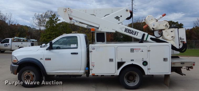 image for item DH6243 2011 Dodge Ram 5500 bucket truck