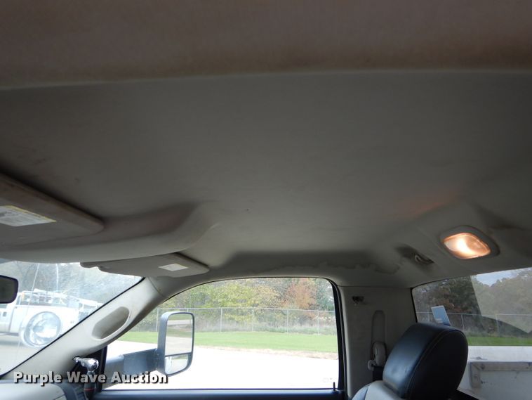 image for item DH6243 2011 Dodge Ram 5500 bucket truck