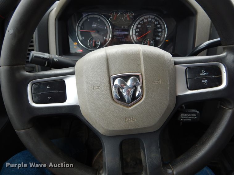 image for item DH6243 2011 Dodge Ram 5500 bucket truck