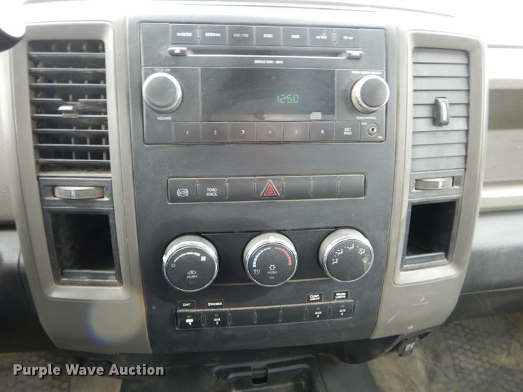 image for item DH6243 2011 Dodge Ram 5500 bucket truck