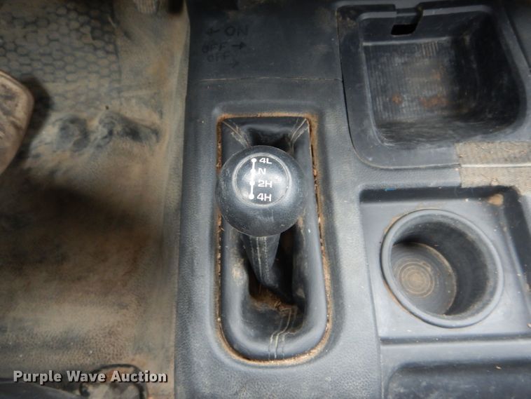 image for item DH6243 2011 Dodge Ram 5500 bucket truck