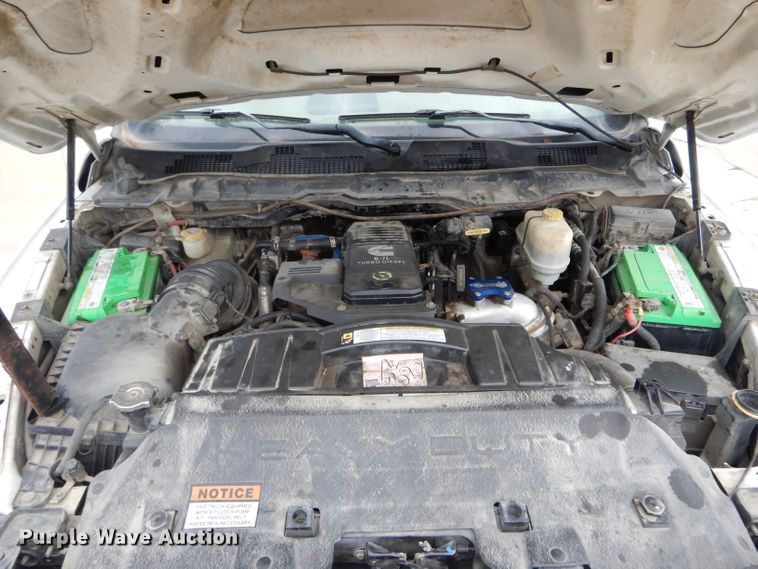 image for item DH6243 2011 Dodge Ram 5500 bucket truck