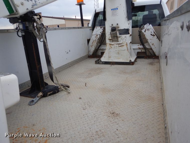 image for item DH6243 2011 Dodge Ram 5500 bucket truck