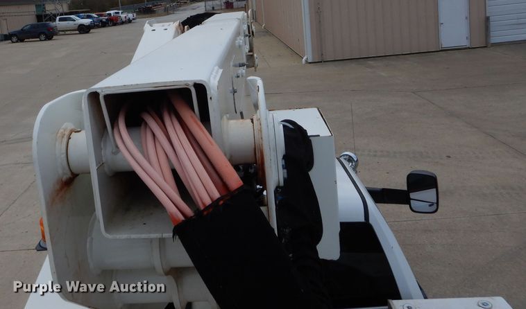 image for item DH6243 2011 Dodge Ram 5500 bucket truck