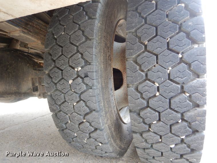 image for item DH6243 2011 Dodge Ram 5500 bucket truck