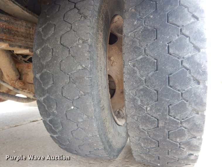 image for item DH6243 2011 Dodge Ram 5500 bucket truck