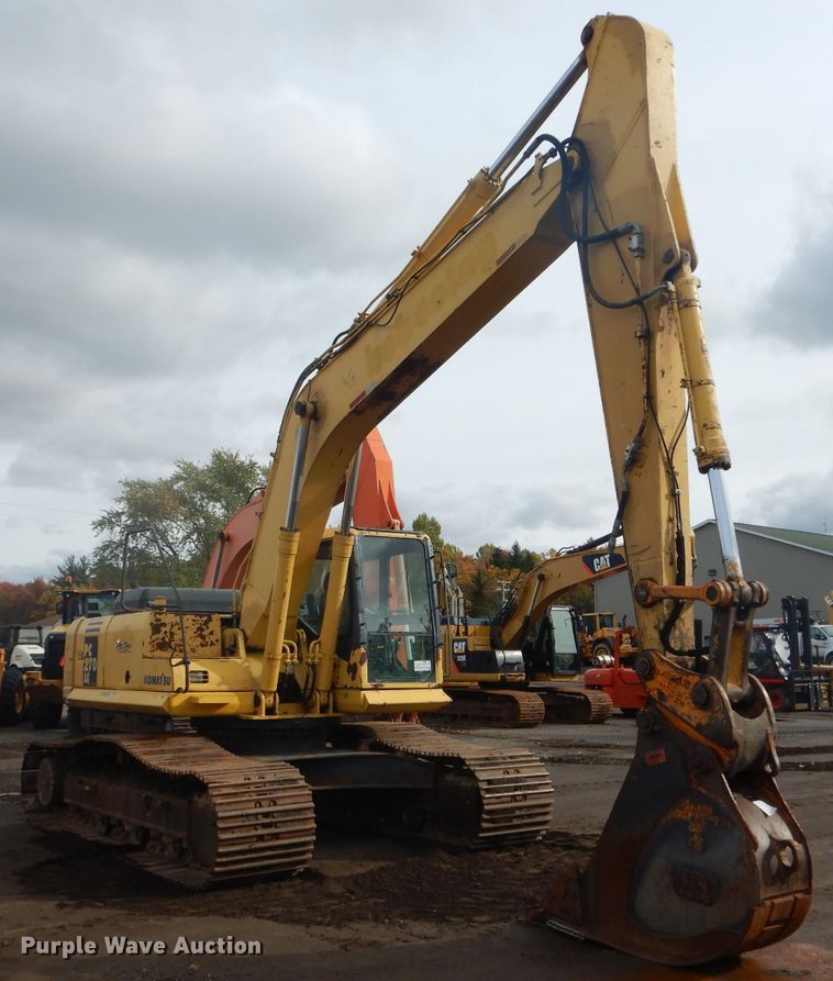 image for item DH6248 2003 Komatsu PC270LC-7L excavator