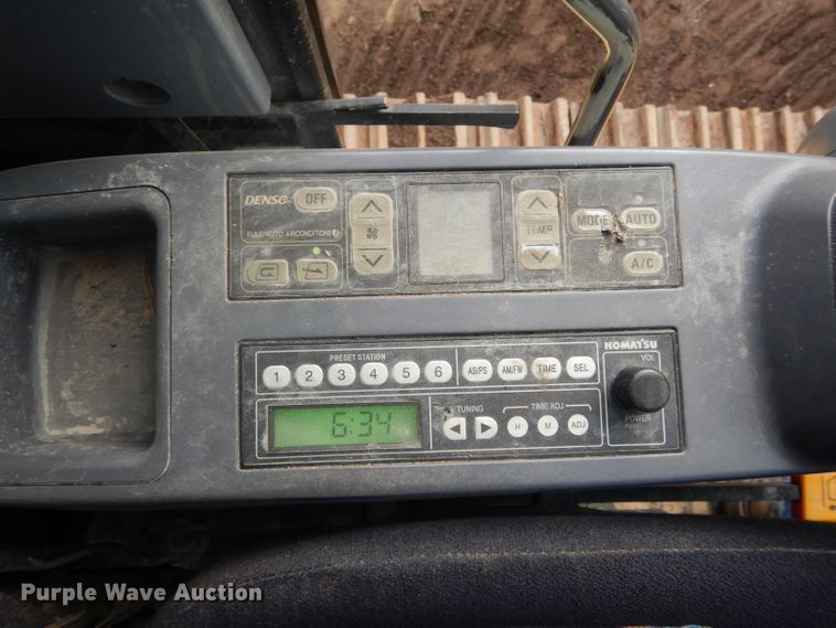 image for item DH6248 2003 Komatsu PC270LC-7L excavator