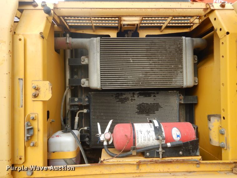 image for item DH6248 2003 Komatsu PC270LC-7L excavator