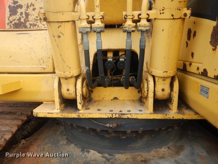 image for item DH6248 2003 Komatsu PC270LC-7L excavator