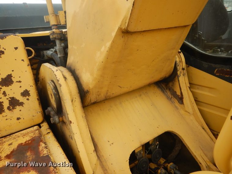 image for item DH6248 2003 Komatsu PC270LC-7L excavator