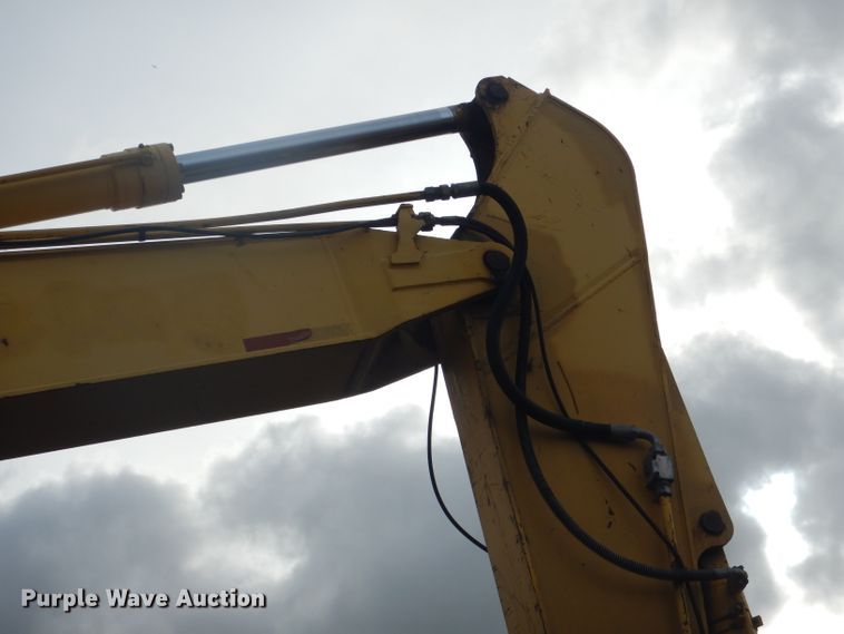 image for item DH6248 2003 Komatsu PC270LC-7L excavator