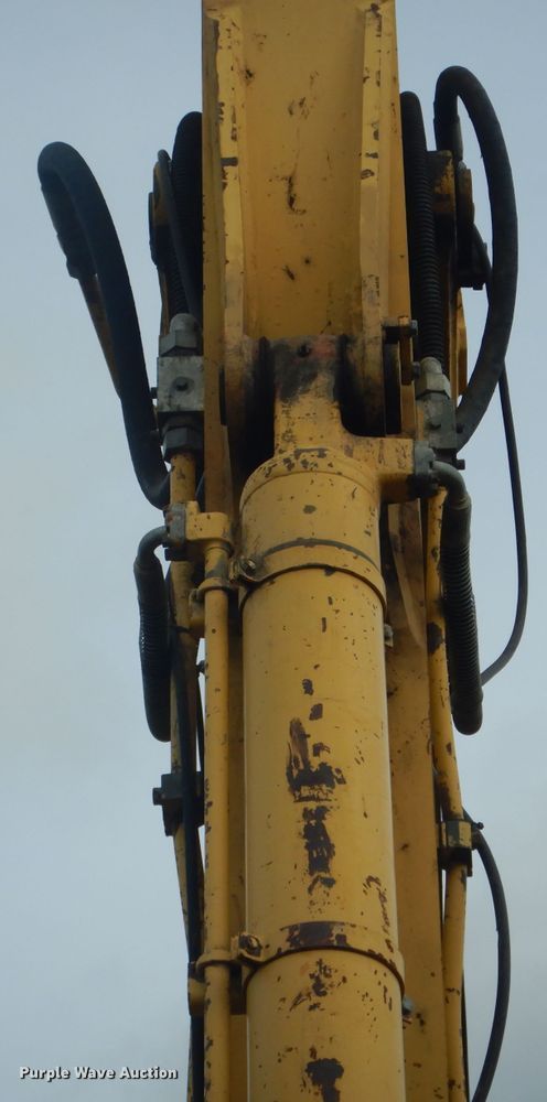 image for item DH6248 2003 Komatsu PC270LC-7L excavator