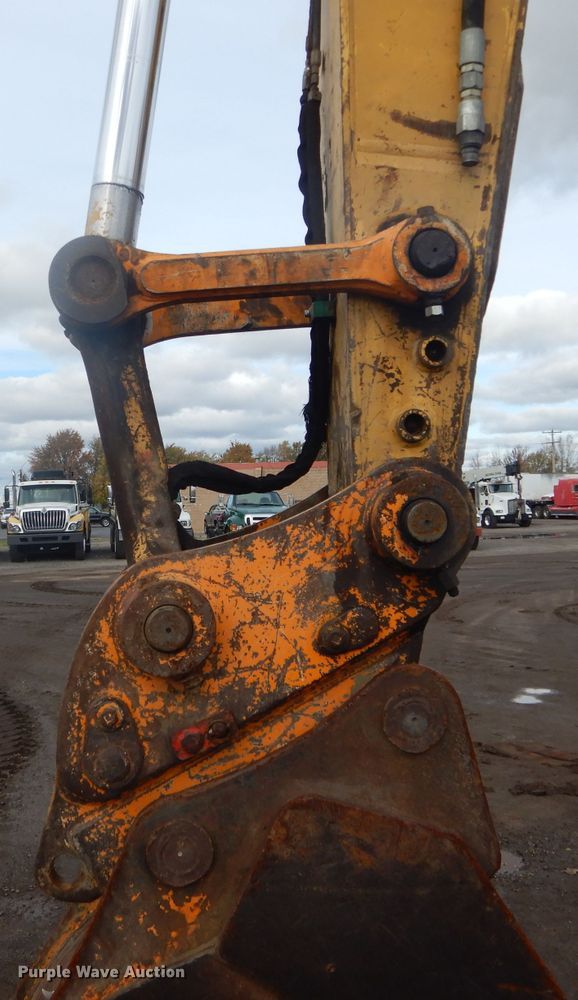 image for item DH6248 2003 Komatsu PC270LC-7L excavator
