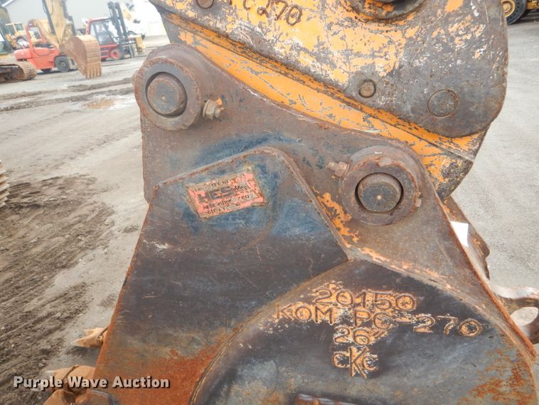 image for item DH6248 2003 Komatsu PC270LC-7L excavator