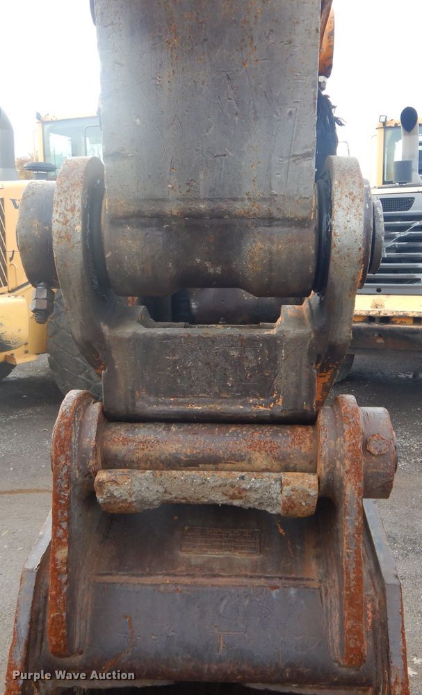 image for item DH6248 2003 Komatsu PC270LC-7L excavator