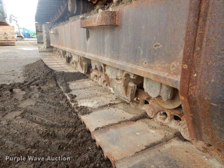 image for item DH6248 2003 Komatsu PC270LC-7L excavator