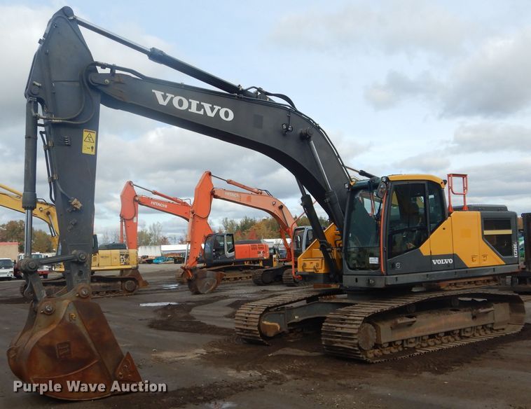 image for item DH6749 2017 Volvo EC250EL excavator