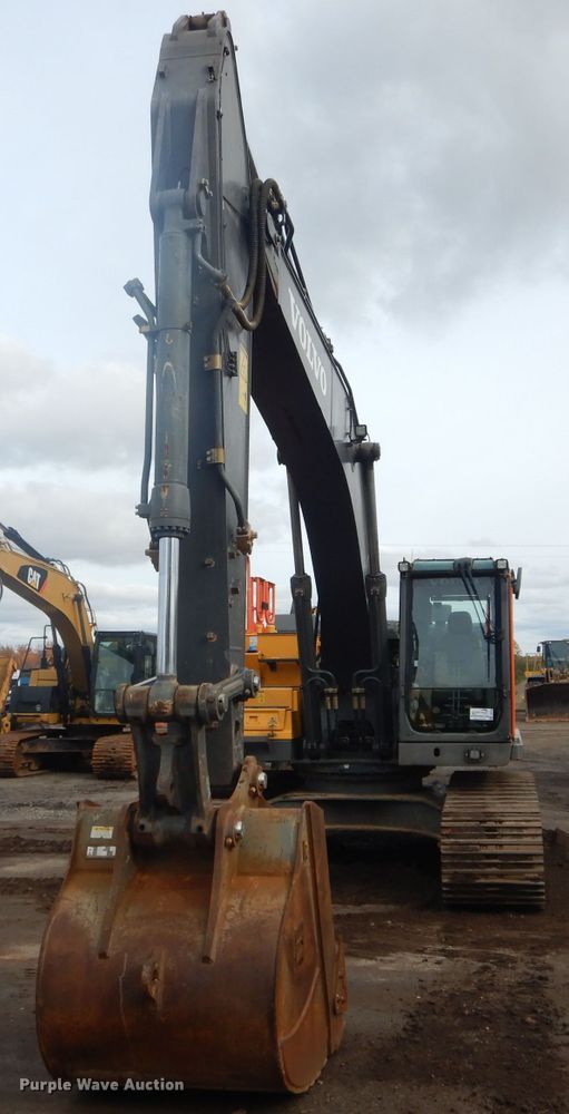 image for item DH6749 2017 Volvo EC250EL excavator