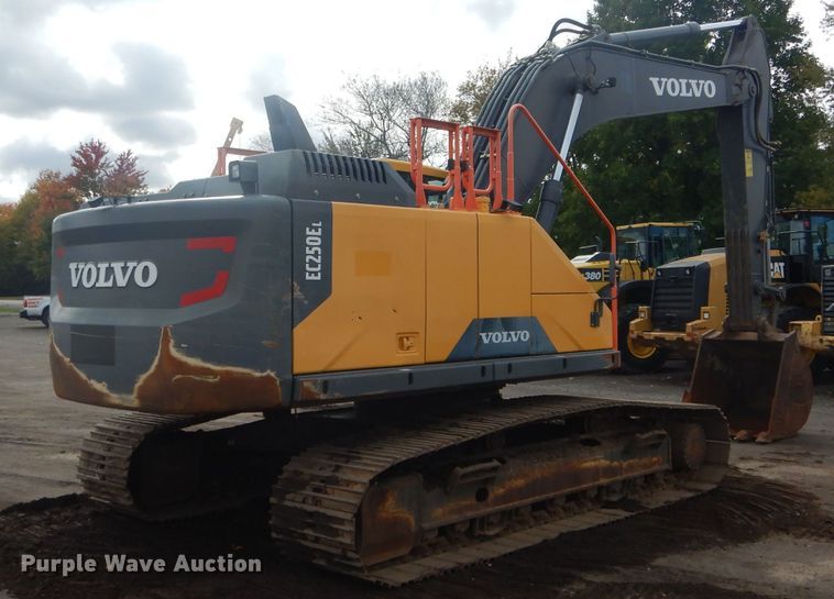image for item DH6749 2017 Volvo EC250EL excavator
