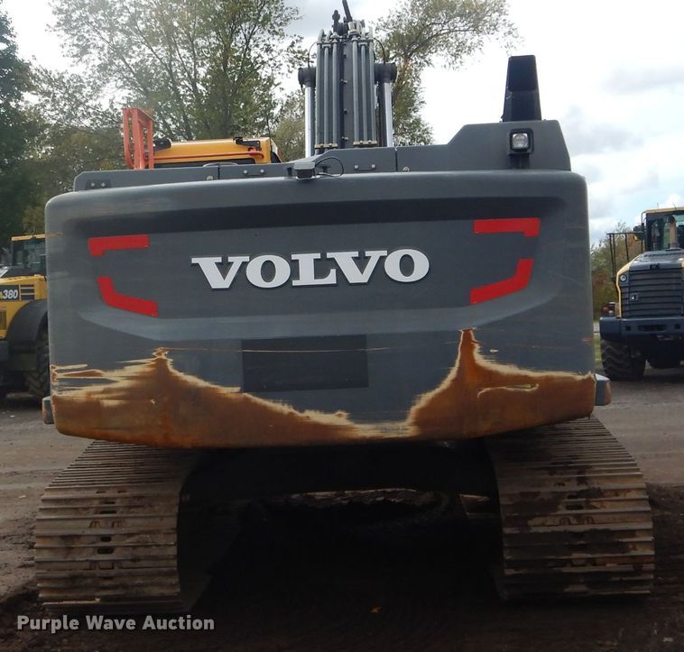 image for item DH6749 2017 Volvo EC250EL excavator